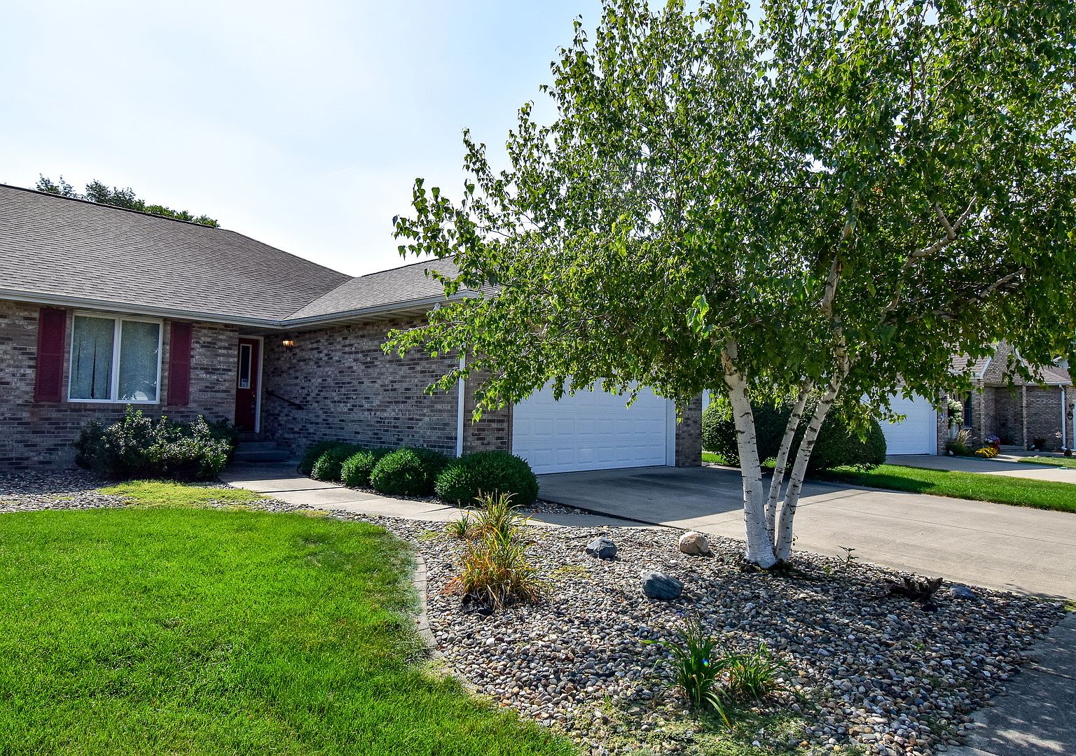 1388 S Turtle Dr B, Pontiac, IL 61764 Zillow