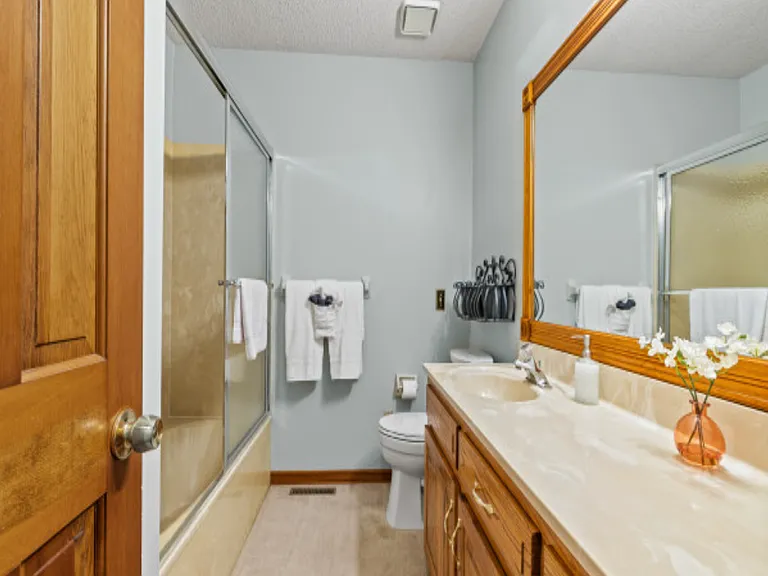 1841 E Lark St #1843 — Photo 17