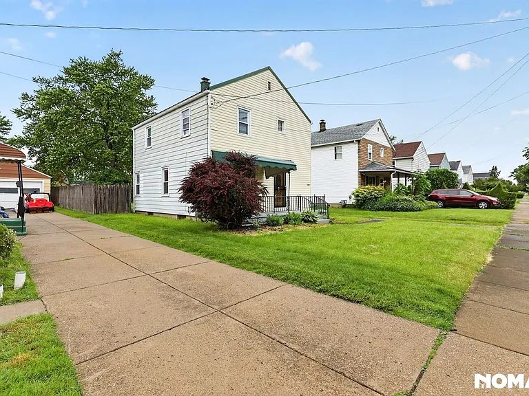 220 Michael Ave — Photo 20