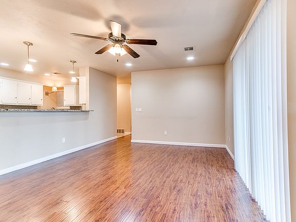 5th image of 3109 Beverly Dr