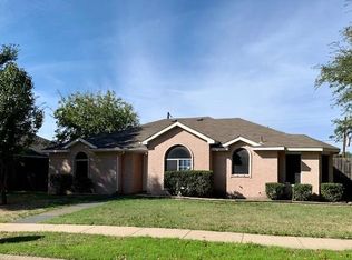 809 Hillbrooke Dr, Arlington, TX 76001
