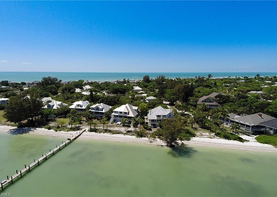 1st image of 297 Ferry Landing Dr