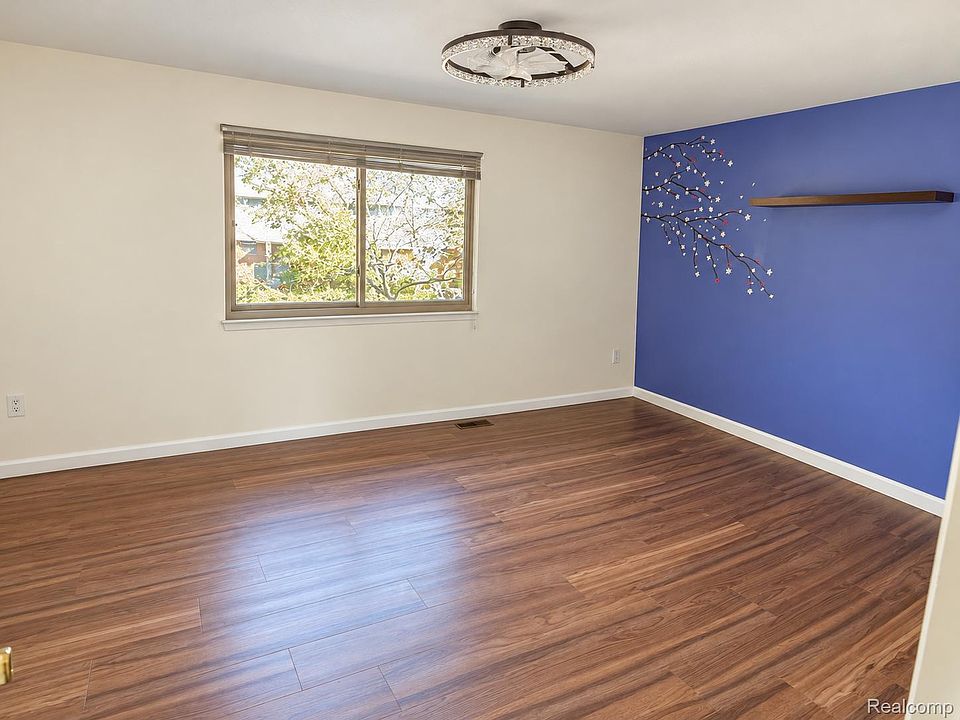 3892 Old Creek Rd, photo 5