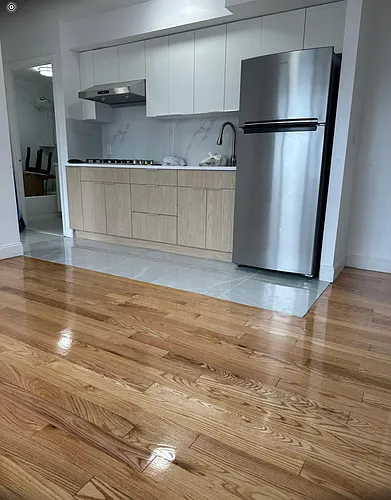 13161 Sanford Ave #2B Photo 1