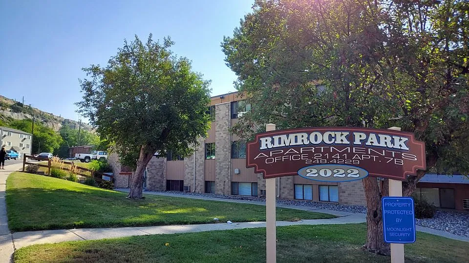 2 bed, 1.0 bath, 790 sqft, $1,095 — Photo 1