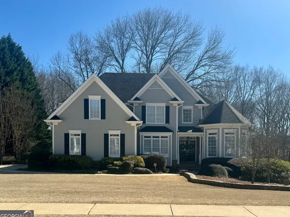 8945 Forest Path Dr, Gainesville, GA 30506