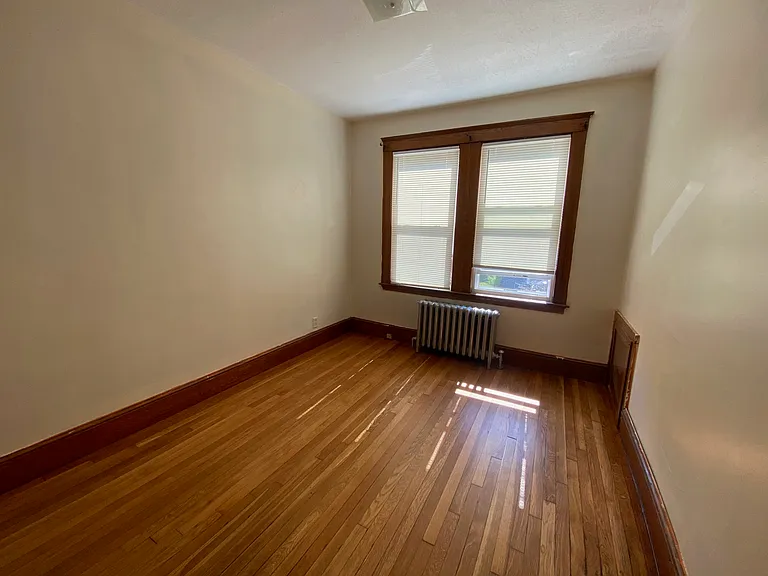 28 Aldrich St #1 — Photo 10