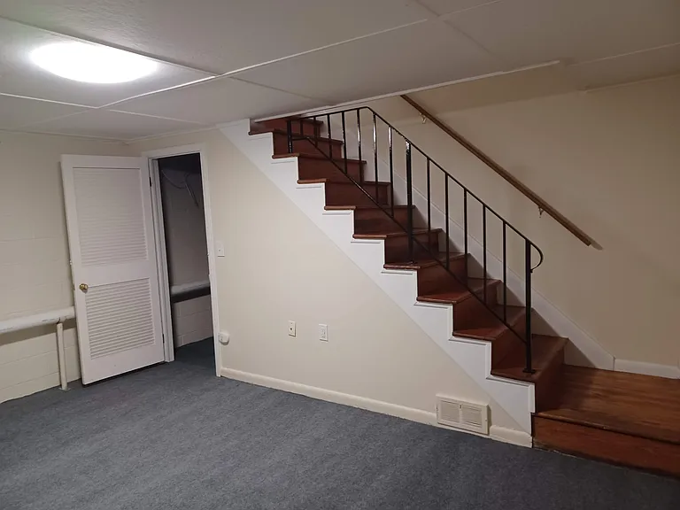 222 E Whitlock Ave #1 — Photo 2