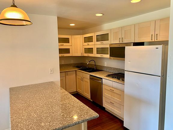 Island, additional counter and cabinets