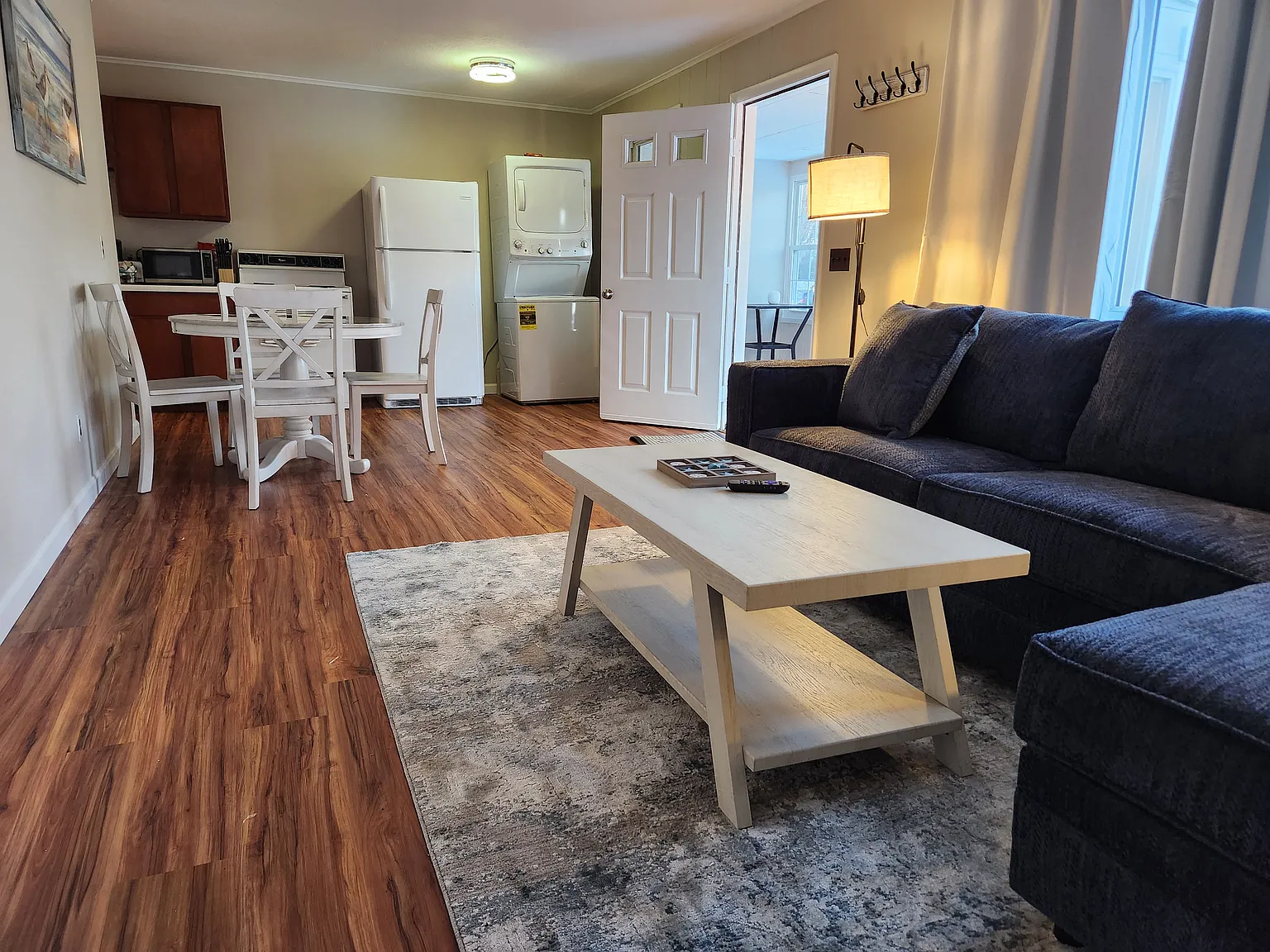 29 Odessa Ave — Photo 4