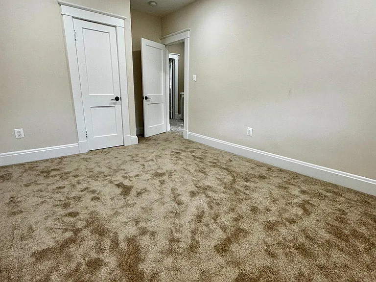 2613 Chesterfield Ave — Photo 13