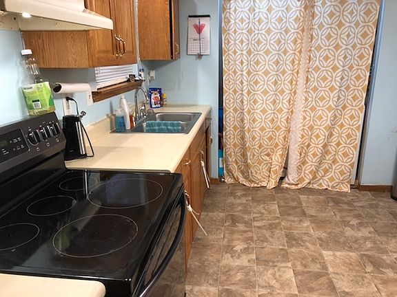 4th image of 243 Saint Ann's Ln