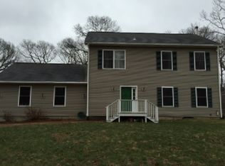 8 19th St, East Hampton, NY 11937