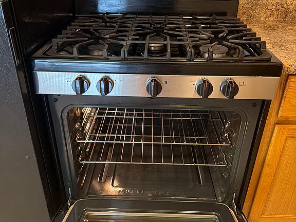 5th image of 10S511 Echo Ln APT 2