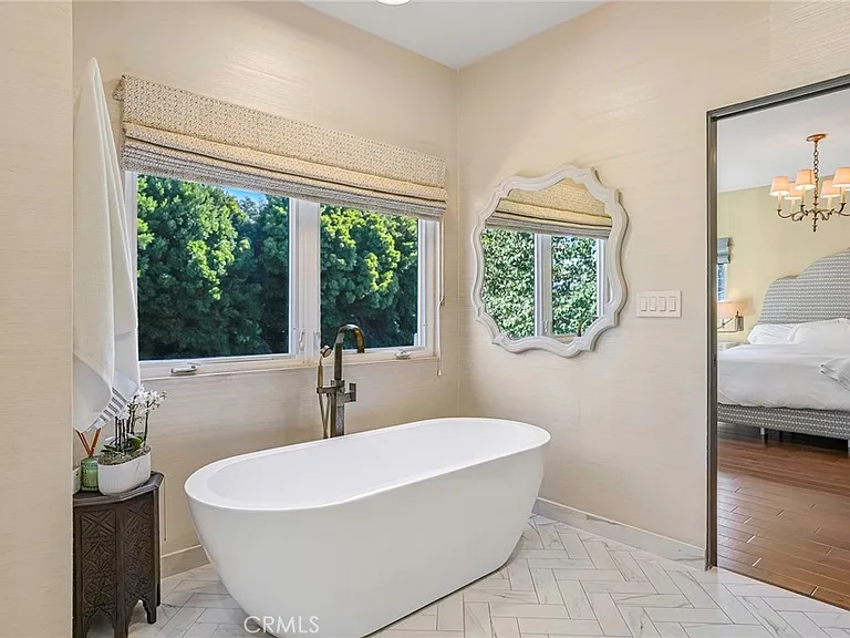 2200 Walnut Ave — Photo 26