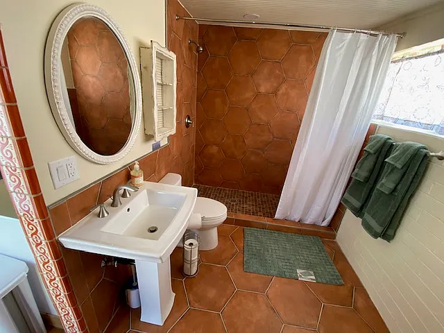 2801B E Copper St #B — Photo 7