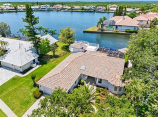 5818 Cruiser Way, Tampa, FL 33615