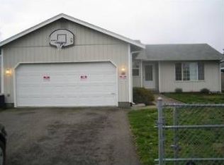 900 Crystal Springs Rd NW, Yelm, WA 98597