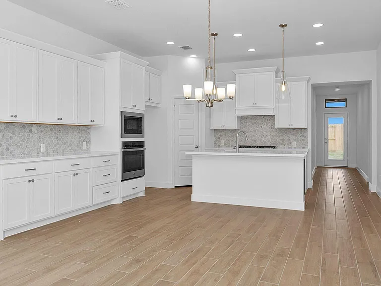 2914 Sunrise Field Ln — Photo 2