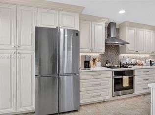 Boca Lakes Condo, Boca Raton, FL 33433