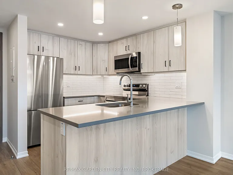 3998 Victoria Ave #110 — Photo 7