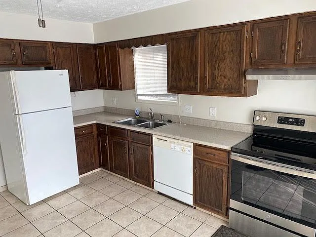 12715 Weir St — Photo 5