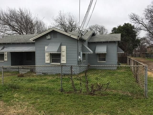 2nd image of 1004 Burns Ave