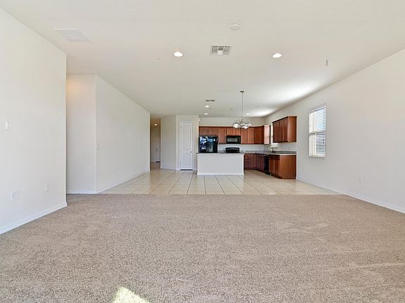 5th image of 3657 Moca Dr