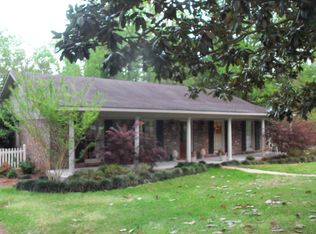 332 Brawood Dr, Mobile, AL 36608