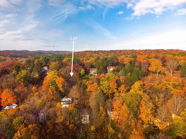 101 Chestnut Hill, Brattleboro, VT 05301