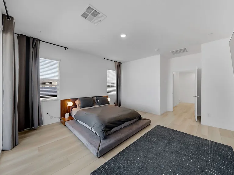 290 Robson Ridge Ln — Photo 16
