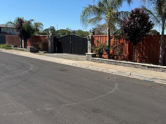 2nd image of 201 Solano Ave