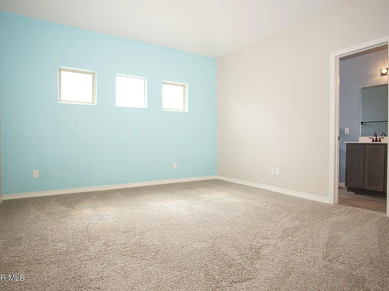14364 Tobe Davis — Photo 18