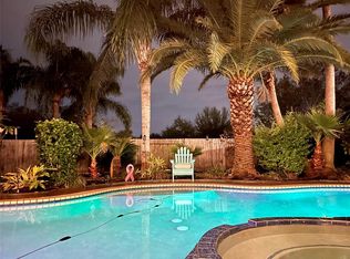 3102 Sea Channel Dr, Seabrook, TX 77586