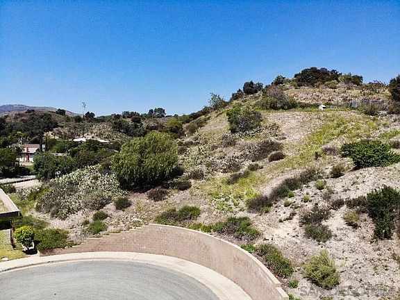4th image of 15 Yucca Cir #15