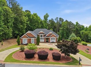 1000 Laddington Ln, Peachtree City, GA 30269