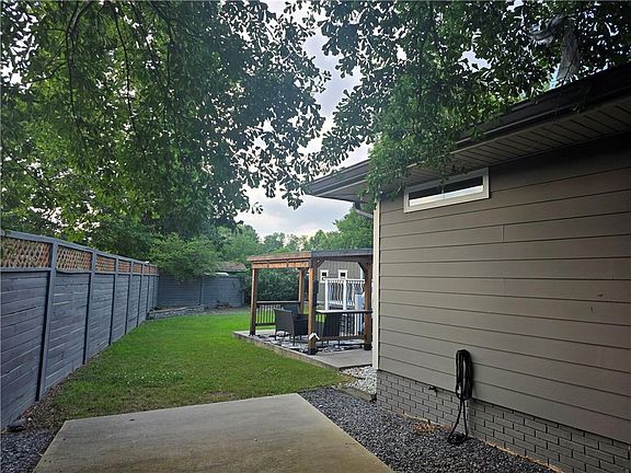 3rd image of 3124 Pate Rd