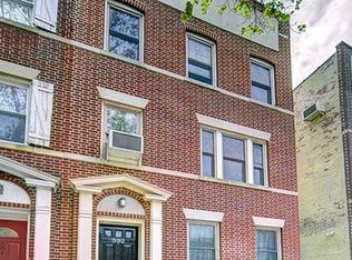 592 16th St #2, Brooklyn, NY 11218