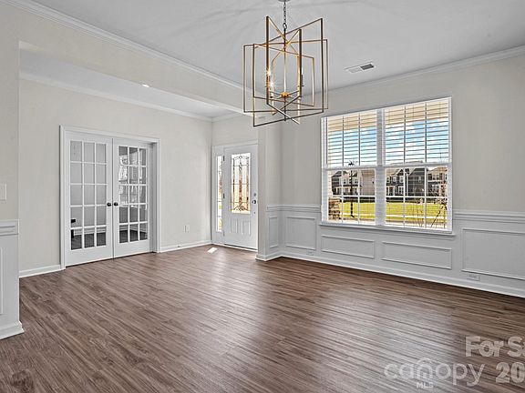 3rd image of 15721 White Quartz Ln