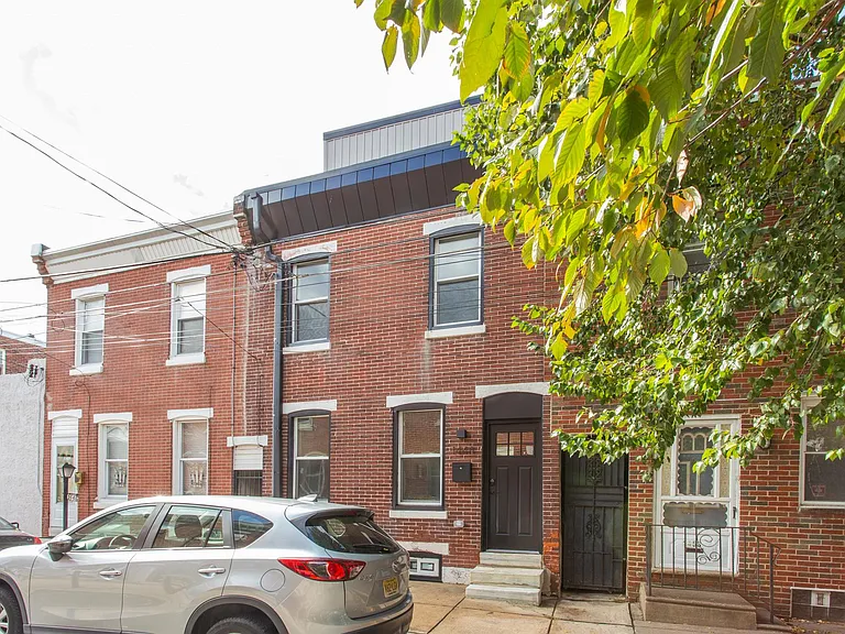 1448 E Wilt St — Photo 32