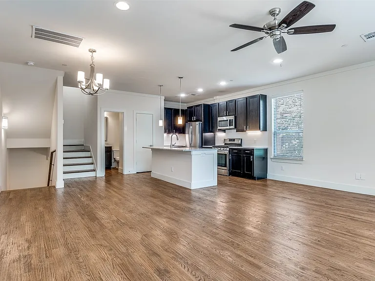 4316 Hartford St #27 — Photo 4