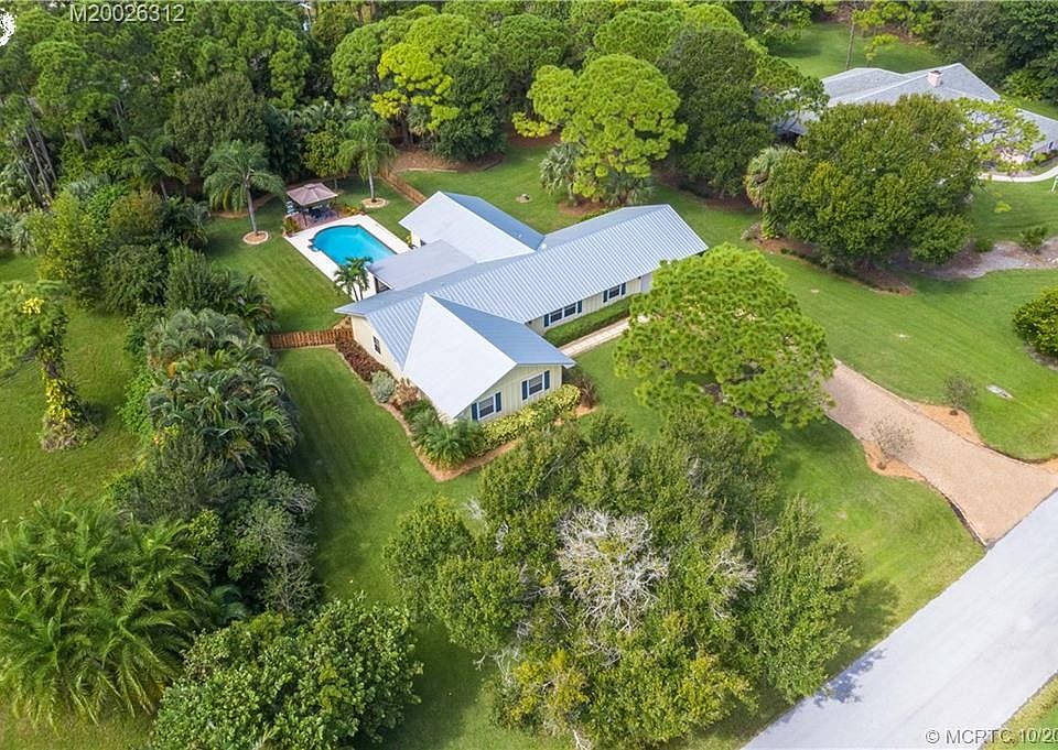 1st image of 2726 NE Cypress Ln