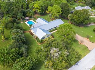 2726 NE Cypress Ln, Jensen Beach, FL 34957