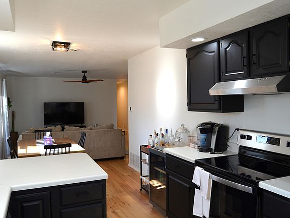 5th image of 20 Woodland Avenue
