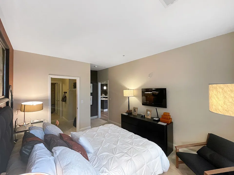 Model Bedroom