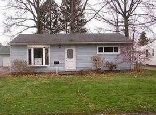 27807 Knickerbocker Rd #R, Bay Village, OH 44140