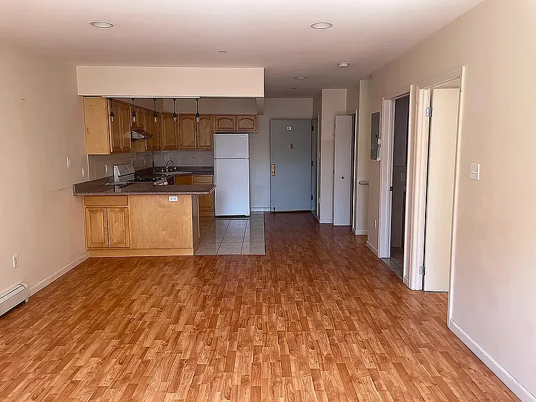 300 Broome St #4R — Photo 1