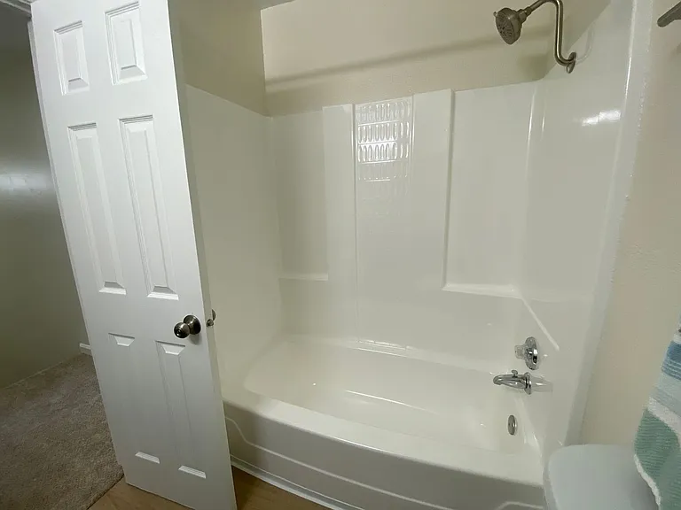 Breakwater Townhomes — Photo 22