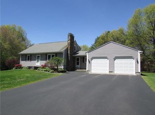 296 Mechanic St, North Smithfield, RI 02896