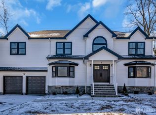 9 Morris Ave, Edison, NJ 08837